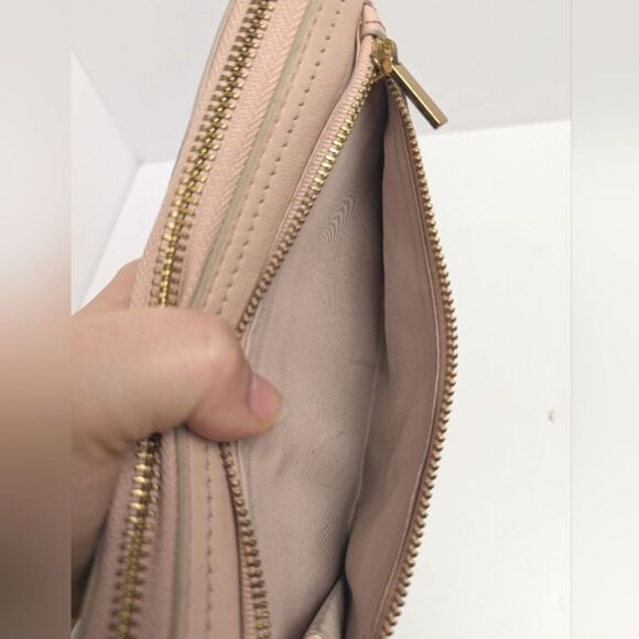 Fossil Women's Blush Pink Leather Large Zip Close Wallet - Picture 6 of 6